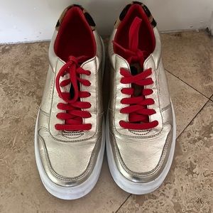 Good Cole Haan sneakers. Size 7 1/2.